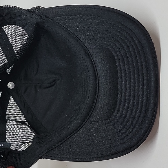 Quiksilver Black Padded & Mesh Snapback Baseball Cap Hat - Picture 5 of 10